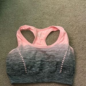 Sports bra